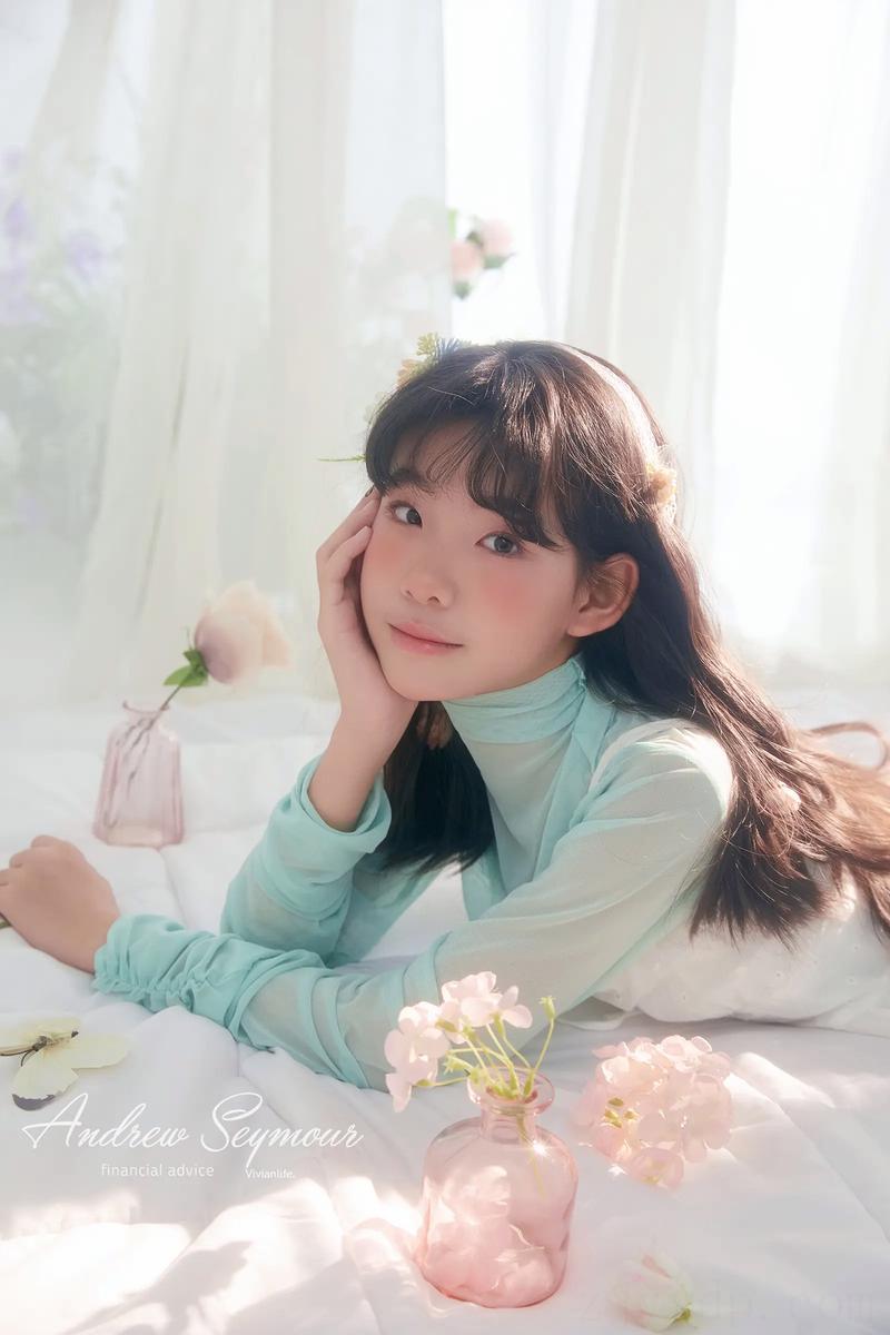 性格较活泼美丽动人 凌晨12点出生的女孩好吗