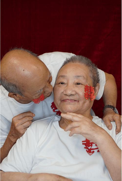 夫妻和睦白头偕老晚景幸福 寒露出生的人太阳之子