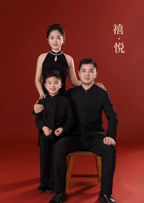 24年的宝宝是一家人的福星 2024年和2025年哪年生孩子好